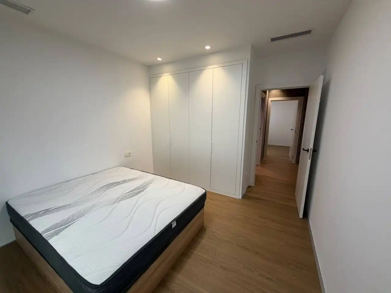 Habitación de Loft en venta en Ibaeta