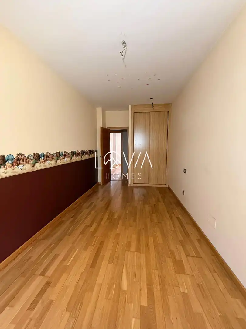 Habitación de Piso en venta en Gijón  con Calefacción