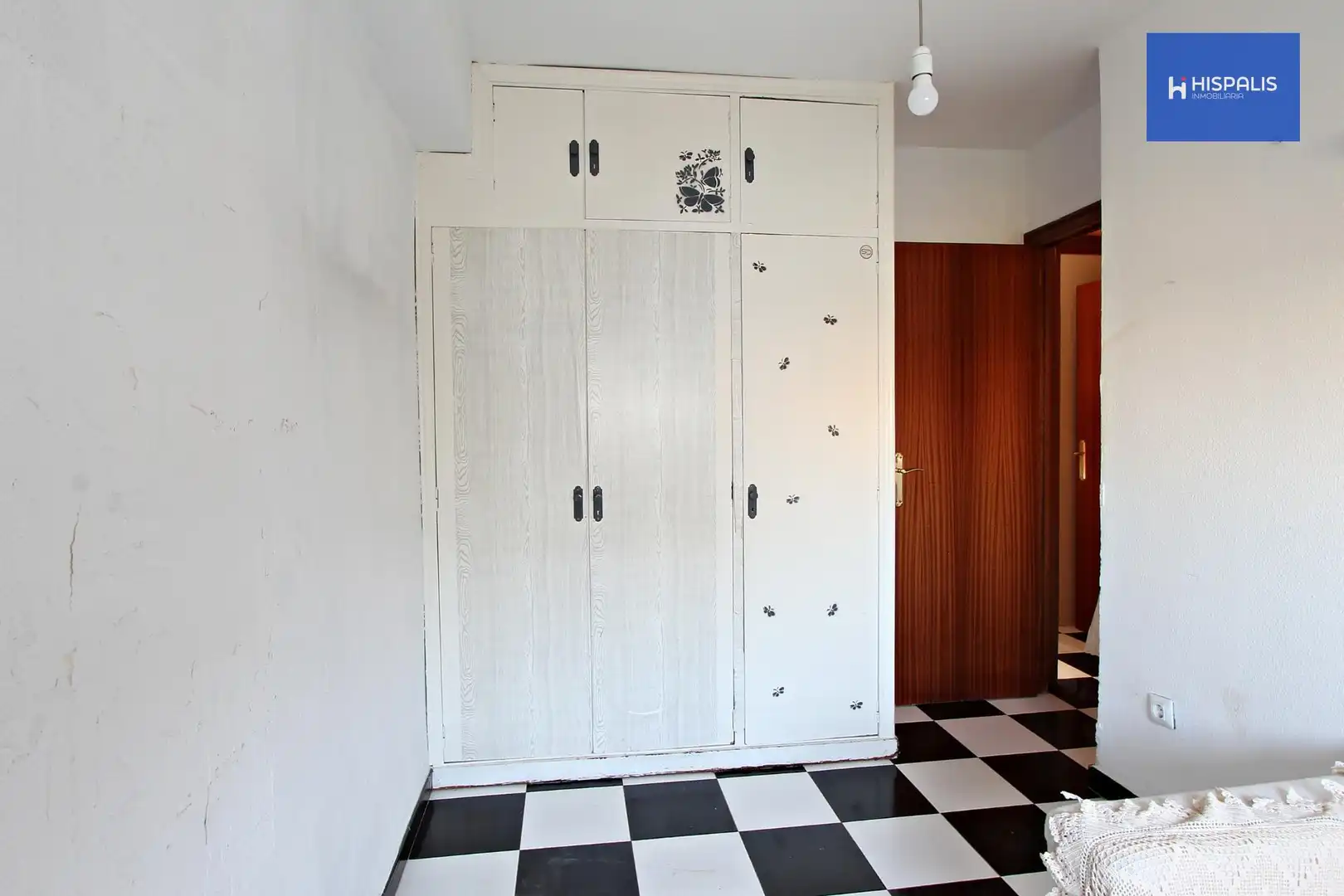 Bedroom of Flat for sale in Sevilla  with Air Conditioner