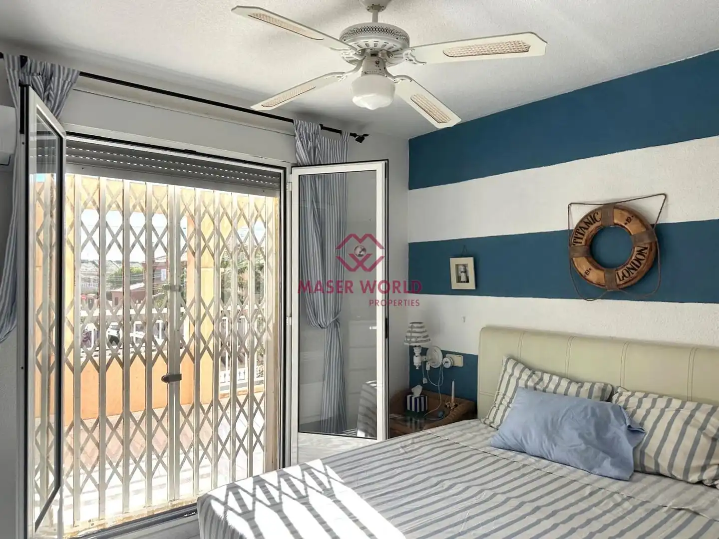 Habitación de Dúplex en venta en Mazarrón con Aire acondicionado, Terraza y Piscina