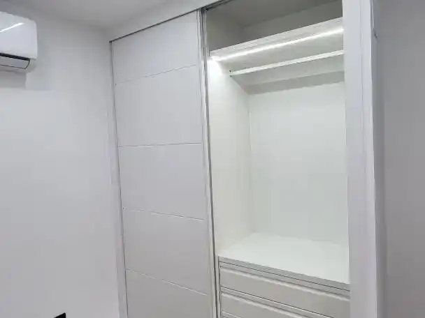 Habitación de Piso en venta en Madrid con Aire acondicionado y Amueblado