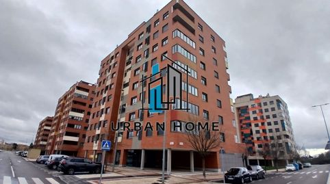 Foto 2 de Pis en venda a María Moliner, Armunia, León Capital