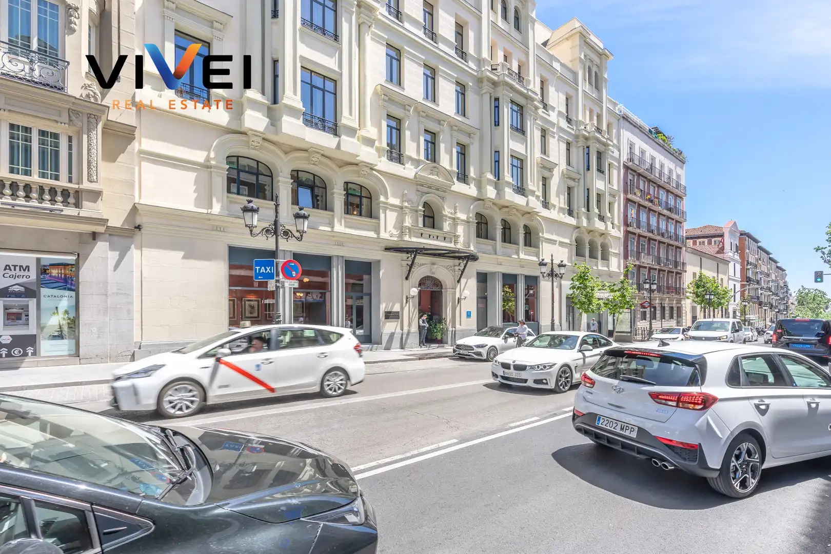 Vista exterior de Piso de alquiler en Madrid con Calefacción y Balcón