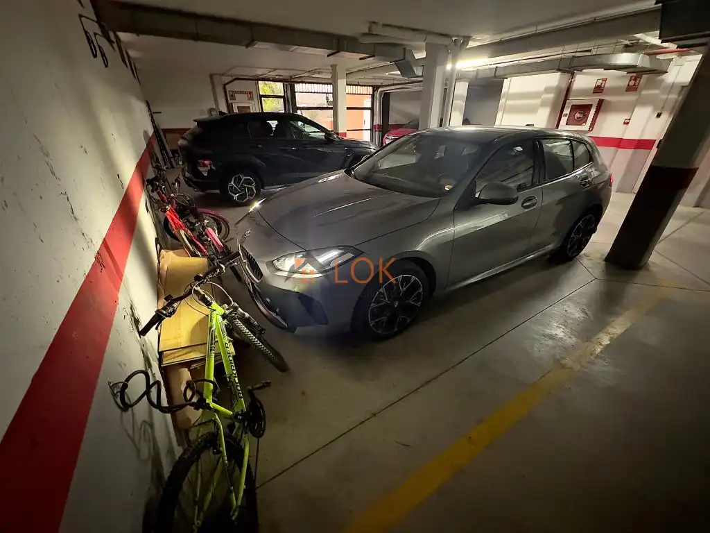 Parking de Piso en venta en Lo Cea