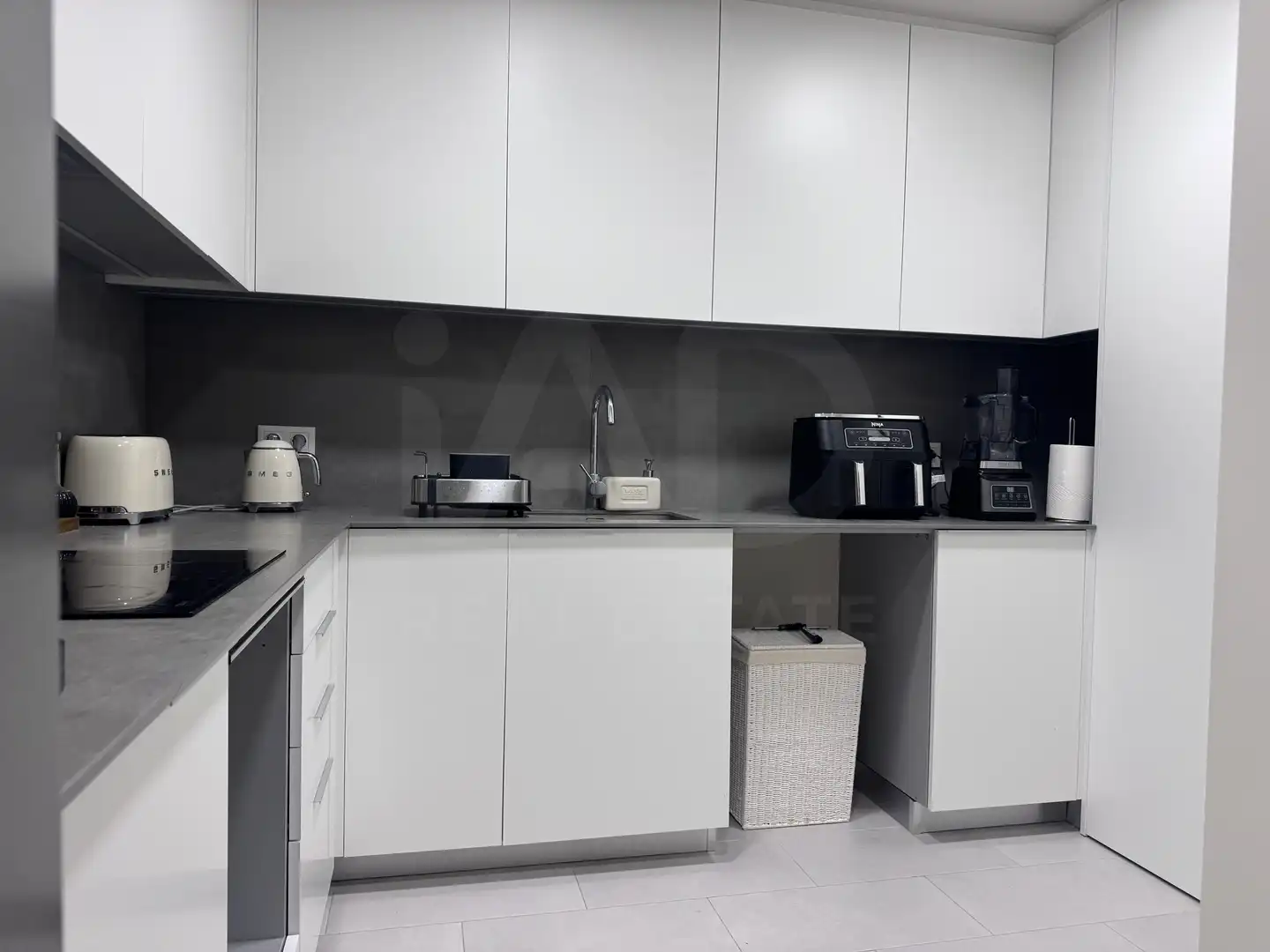 Cocina de Piso de alquiler en Barcelona con Aire acondicionado y Calefacción