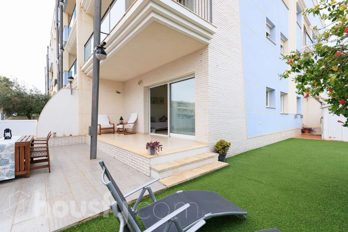 Terrassa de Pis en venda en Amposta amb Aire condicionat, Calefacció i Jardí privat