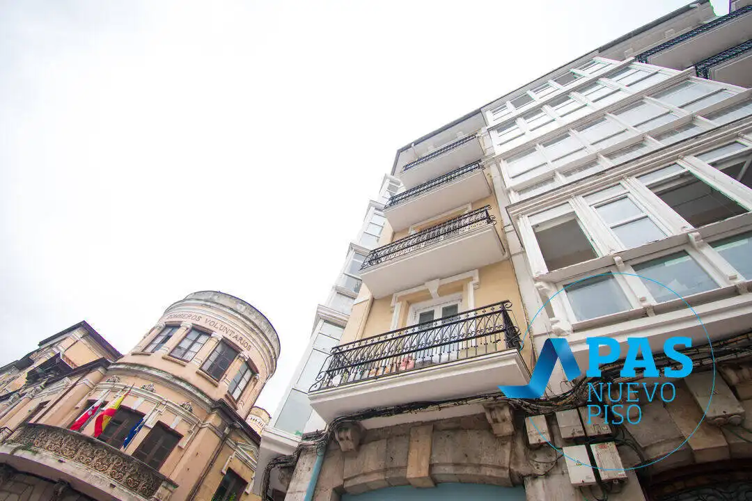 Außenansicht von Wohnung zum Verkauf in Santander