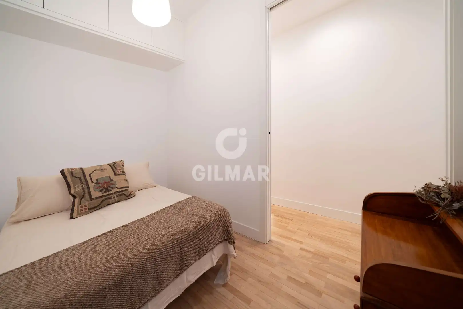Habitación de Piso en venta en Madrid con Calefacción