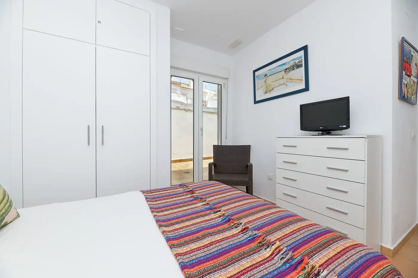 Apartamento en venta en Calle Pintor Guillermo Pérez Villalta 32, imagen 6