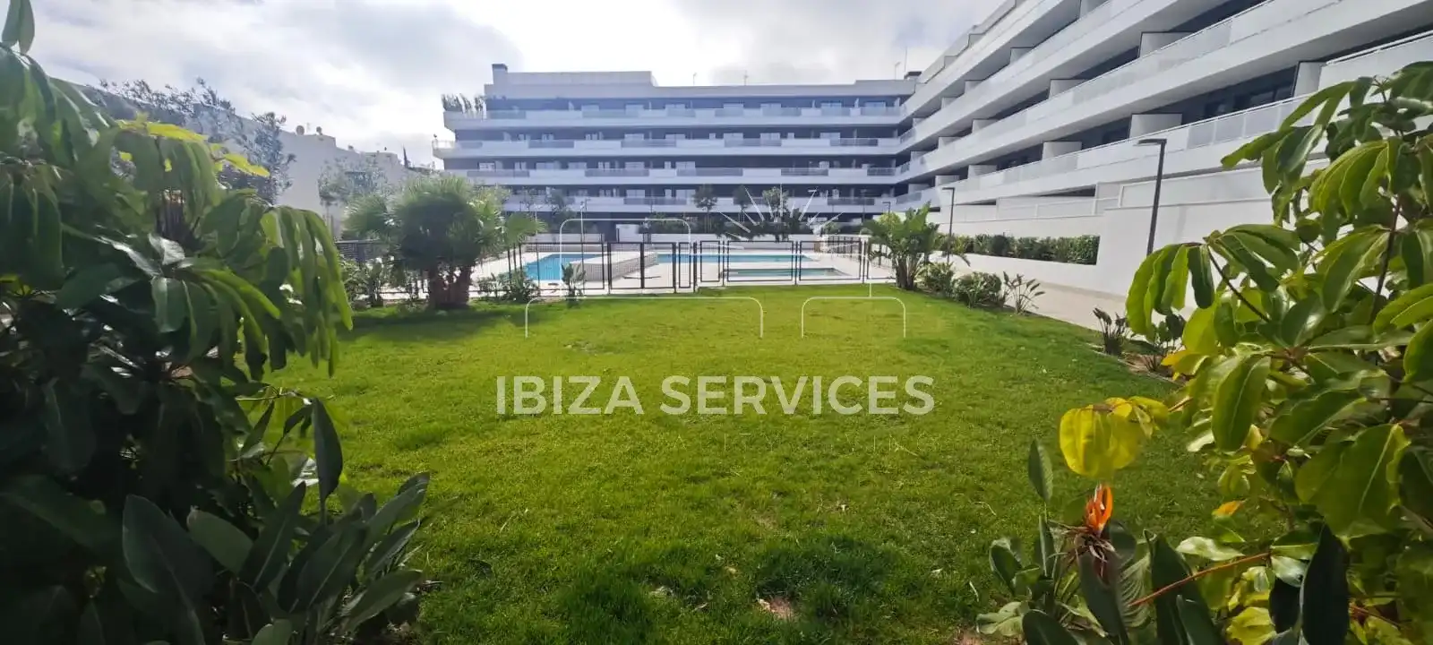 Swimming pool of Flat for rent in Eivissa  with Air Conditioner, Private garden and Swimming Pool