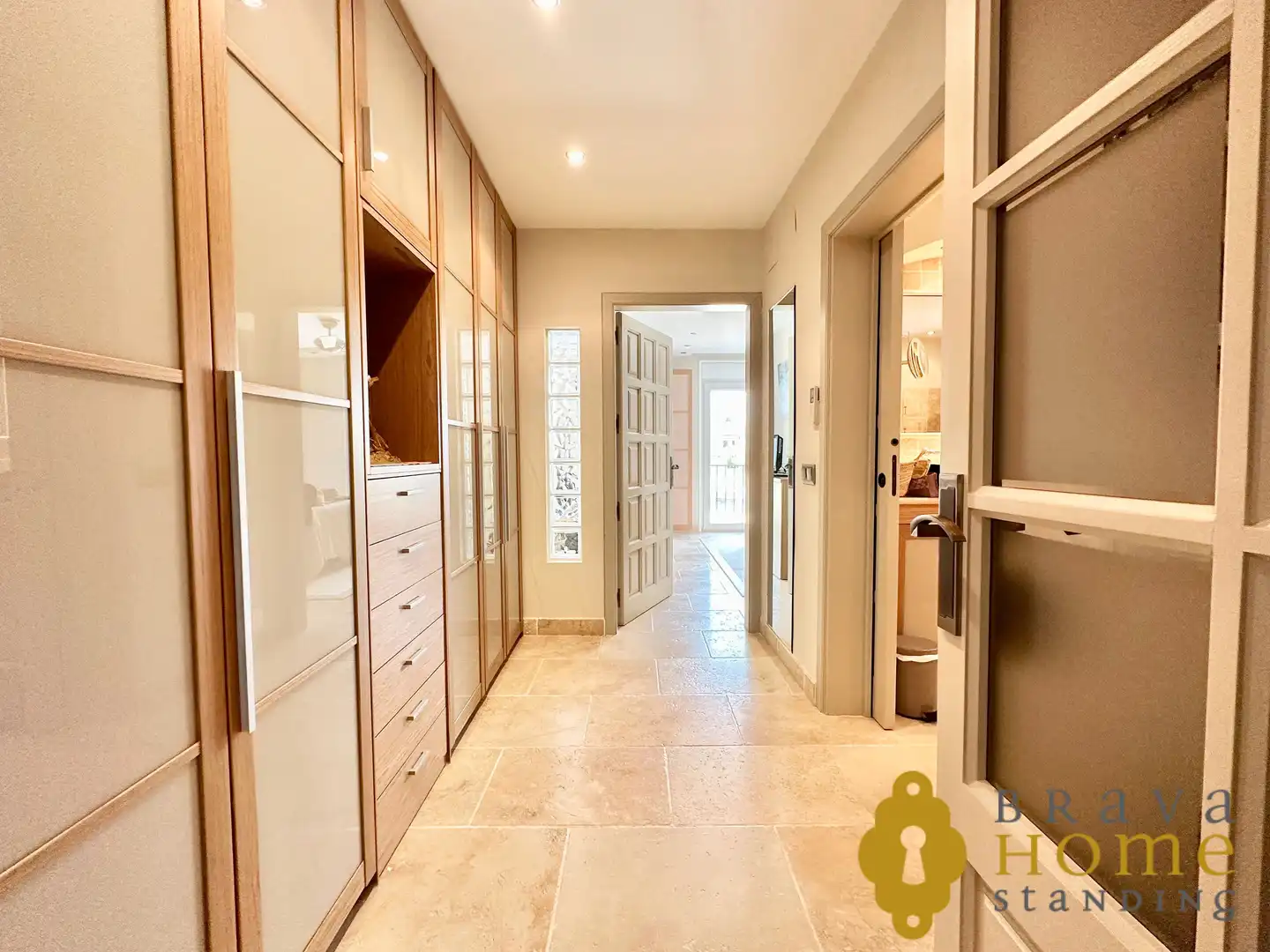 Houses for sale in Empuriabrava  with Air Conditioner, Heating and Private garden