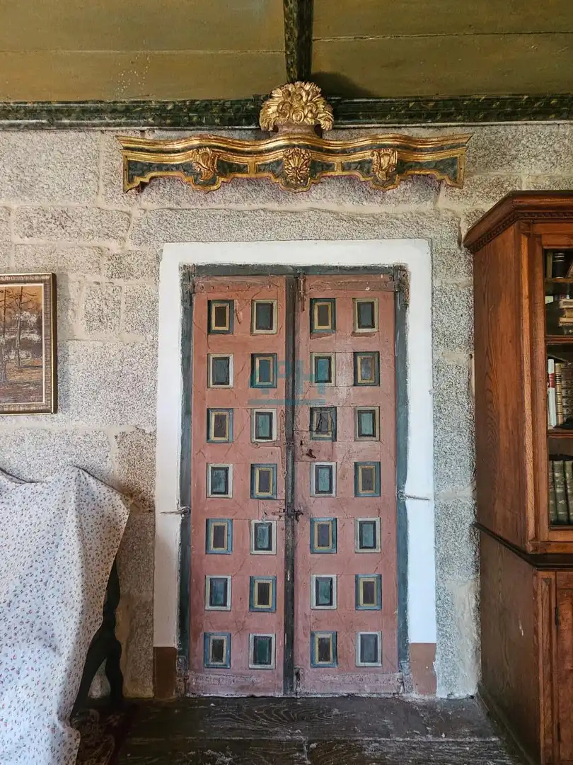 Finca rústica en venta en Beade  con Jardín privado y Amueblado