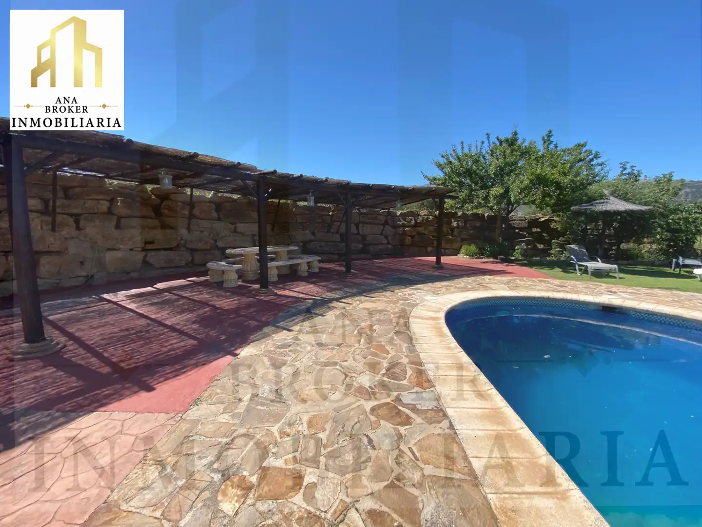 Piscina de Casa o chalet en venta en Ronda con Aire acondicionado, Calefacción y Jardín privado
