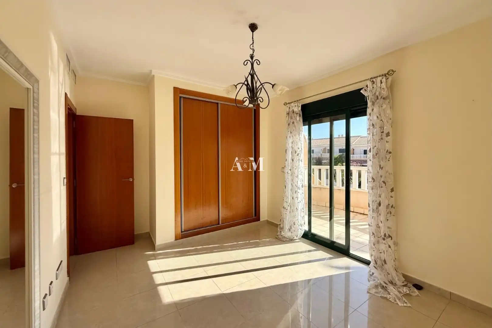 Casa adosada de alquiler en Rojales con Aire acondicionado, Calefacción y Jardín privado