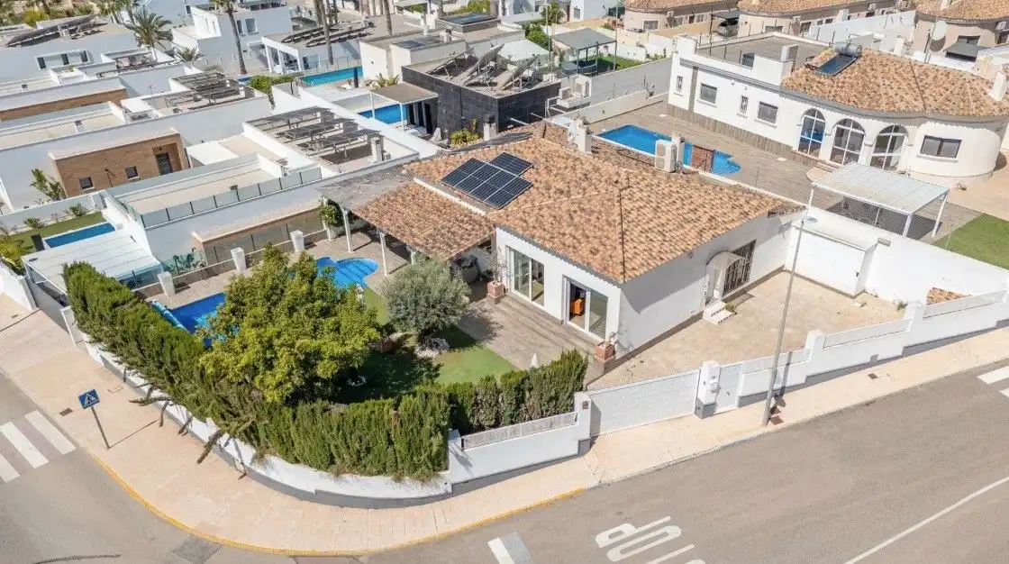 Houses for sale in Calle C. Olof Palme, 10, San Fulgencio