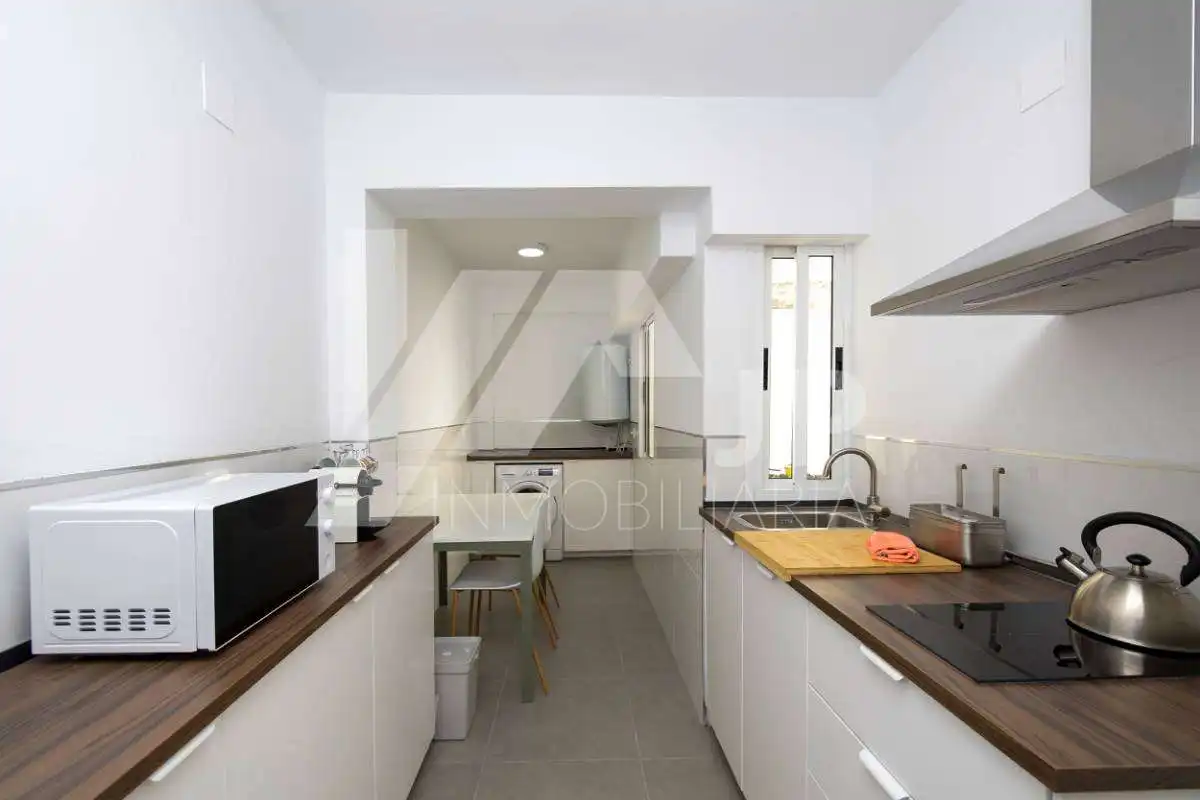 Cocina de Piso de alquiler en Granada con Aire acondicionado, Amueblado y Lavadora
