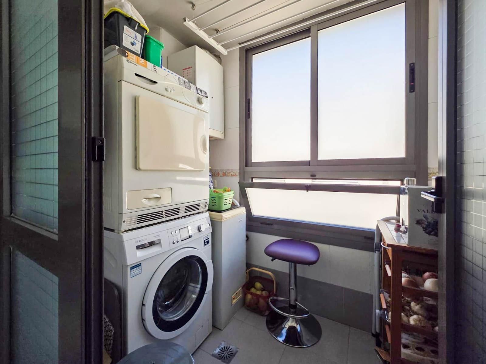 Balcony of Flat for sale in  Madrid Capital  with Air Conditioner, Heating and Private garden