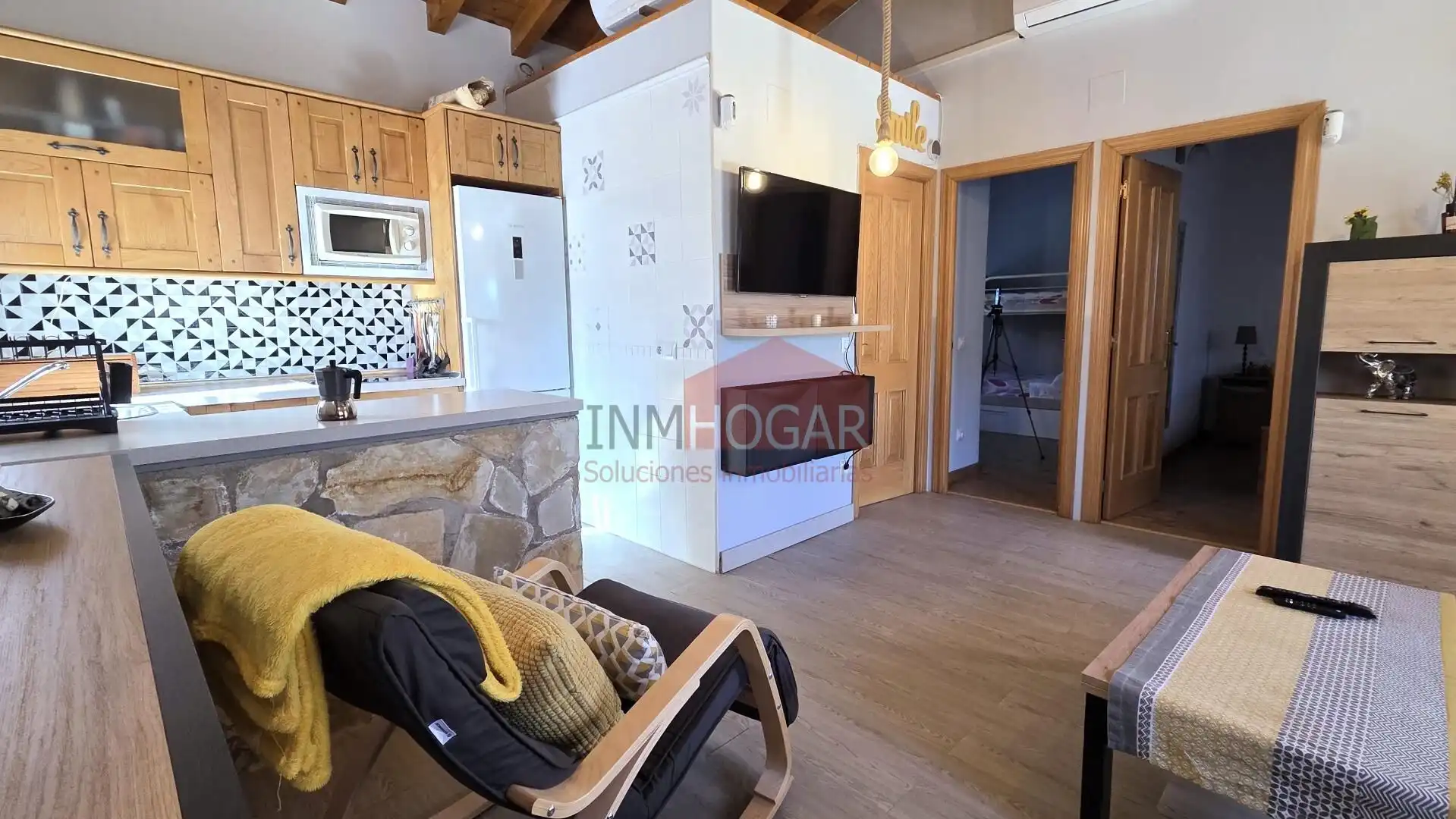 Sala d'estar de Casa o xalet en venda en Santa Cruz de Pinares amb Aire condicionat, Calefacció i Jardí privat