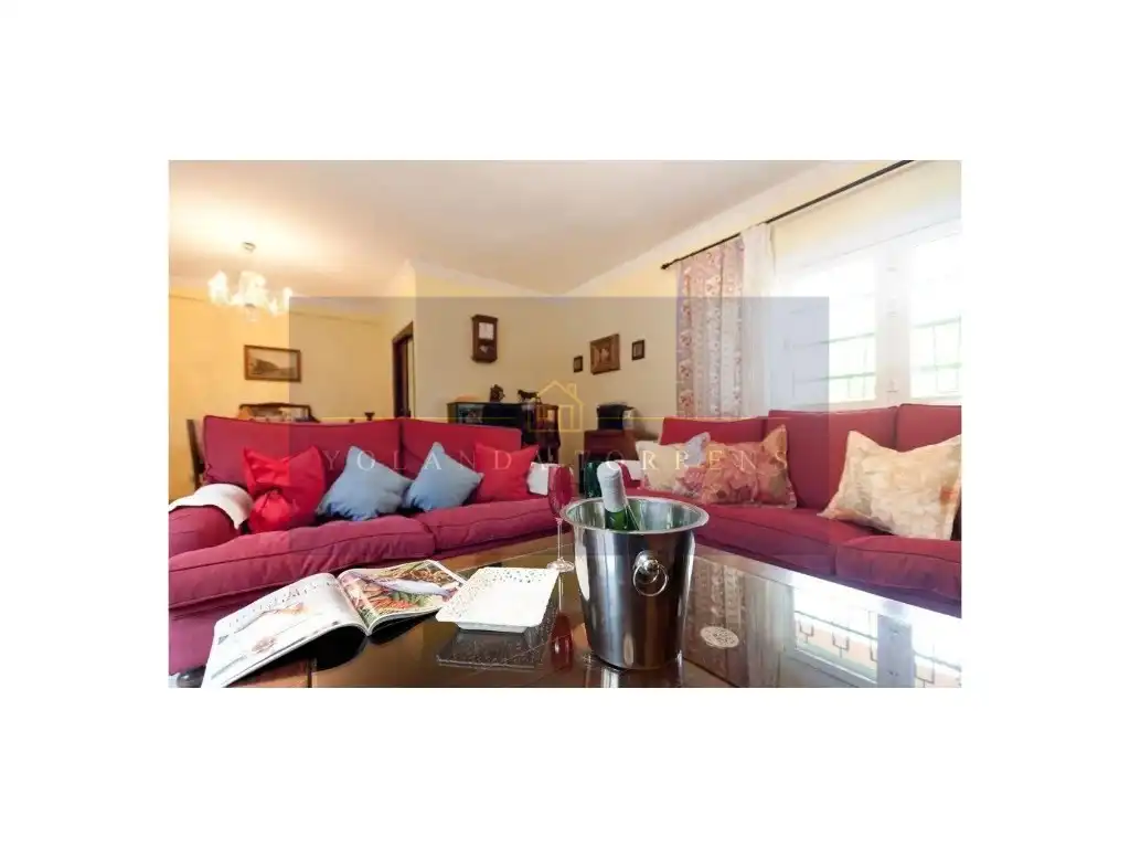 Sala d'estar de Casa o xalet en venda en Alcalá de Guadaira