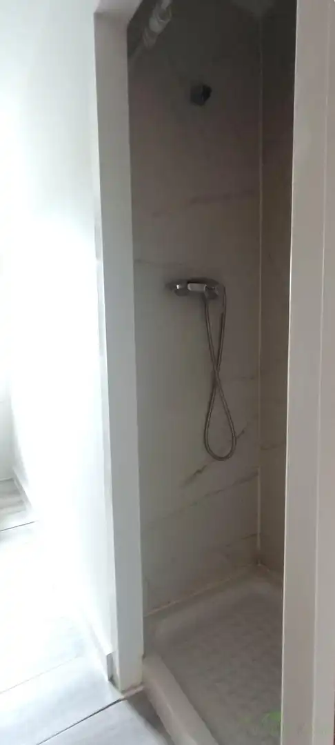 Bany de Apartament en venda en Oviedo  amb Calefacció i Moblat