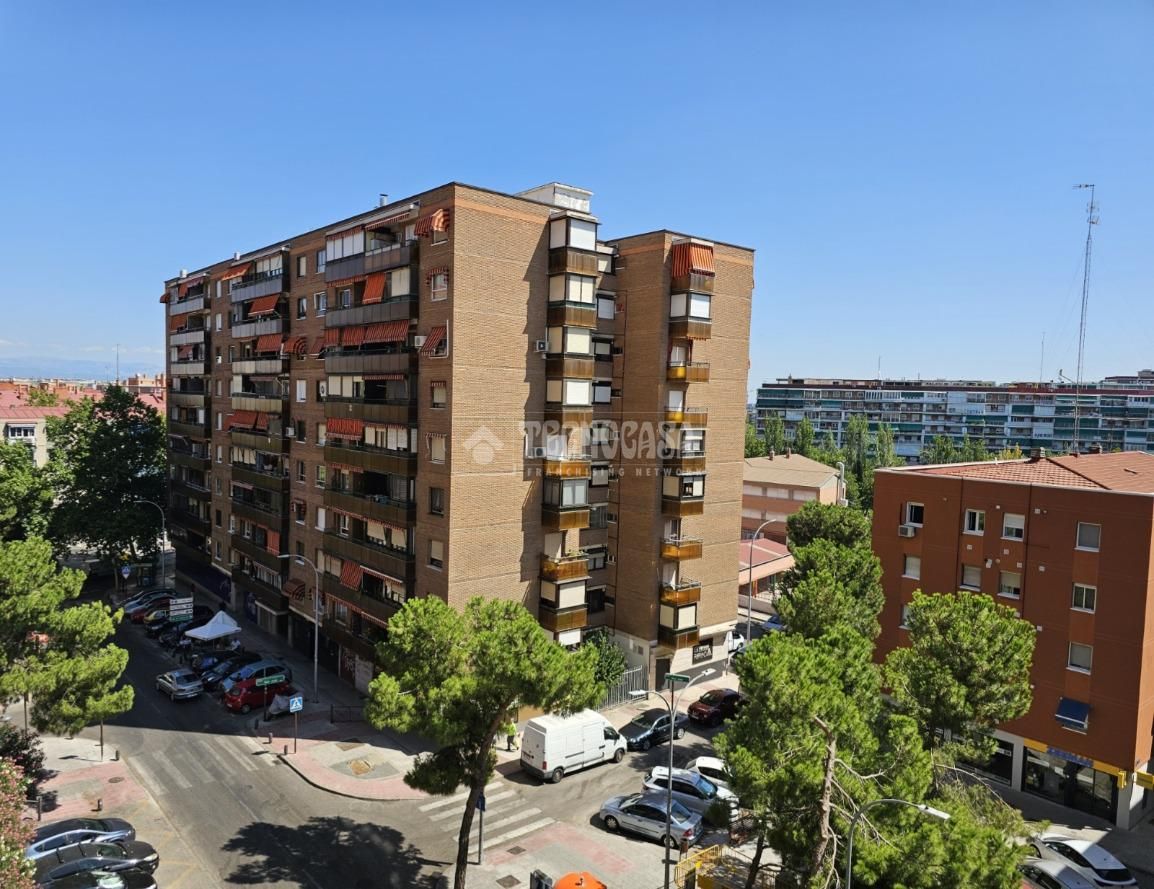 Exterior view of Flat for sale in Alcorcón  with Air Conditioner, Heating and Terrace