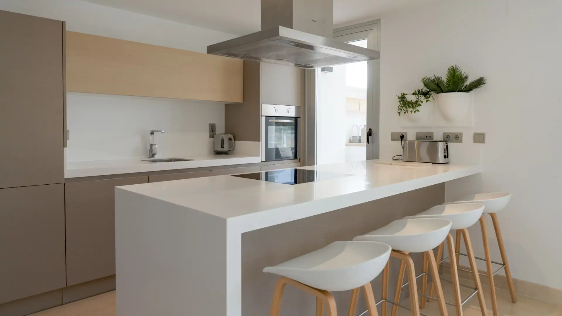 Cocina de Planta baja en venta en Benahavís con Aire acondicionado, Terraza y Trastero
