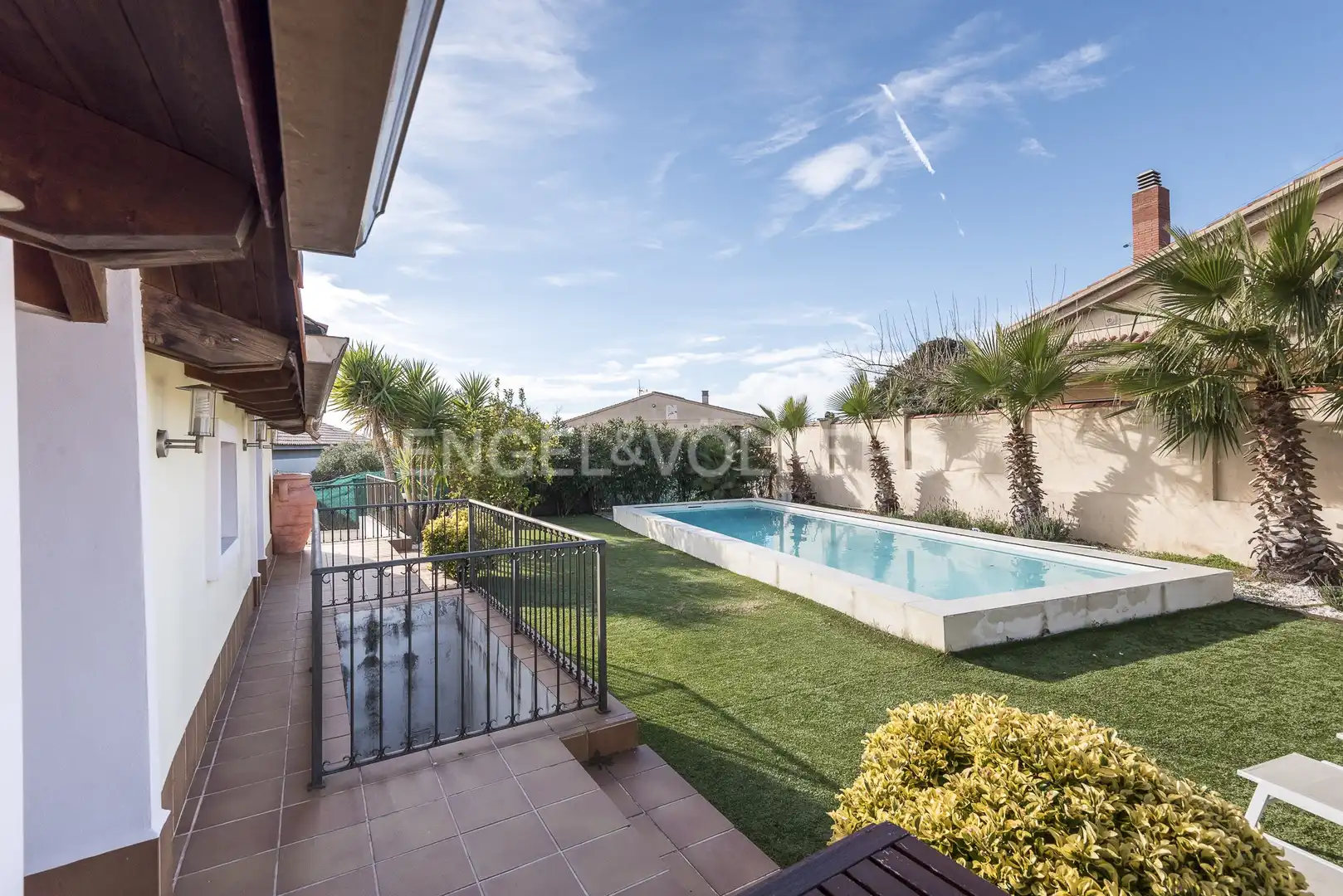 Piscina de Casa o chalet de alquiler en Olivella con Aire acondicionado, Calefacción y Jardín privado