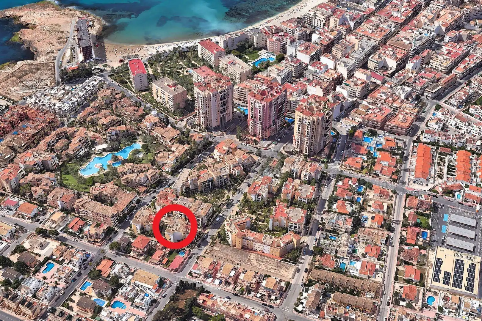 Vista exterior de Apartamento en venta en Torrevieja con Aire acondicionado, Calefacción y Balcón