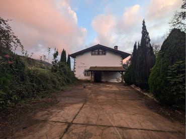 House for sale in Intxaurraga
