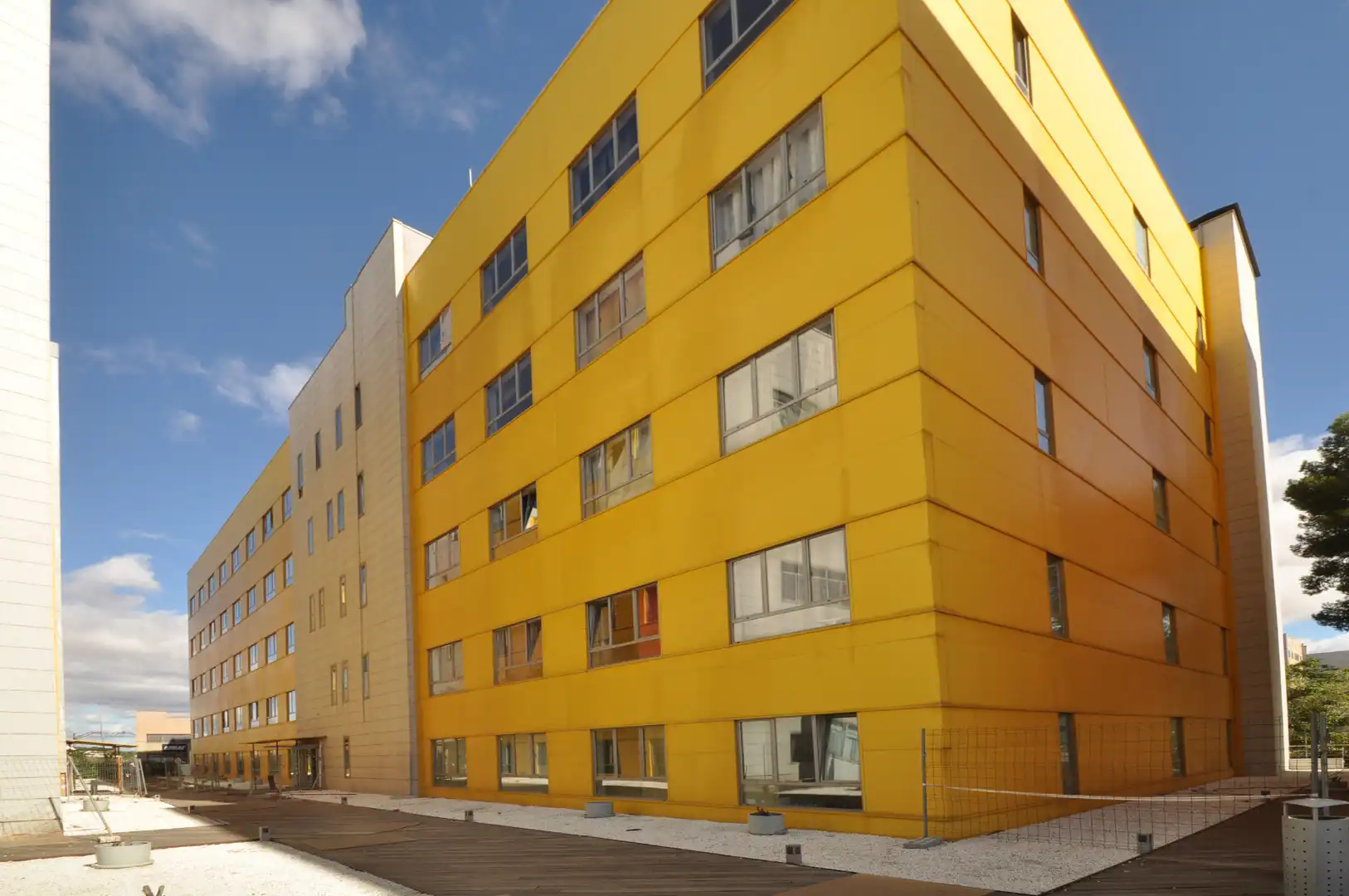 Vista exterior de Loft en venta en Guadalajara con Aire acondicionado, Calefacción y Amueblado