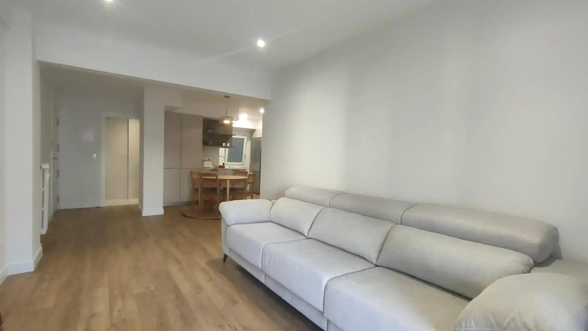 Sala de estar de Piso de alquiler en Donostia - San Sebastián  con Calefacción, Terraza y Amueblado