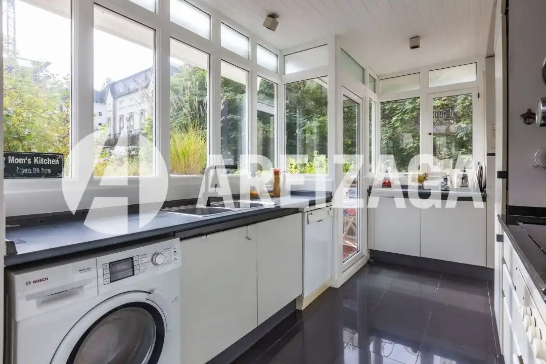 Cocina de Casa o chalet en venta en Donostia - San Sebastián  con Calefacción, Jardín privado y Terraza