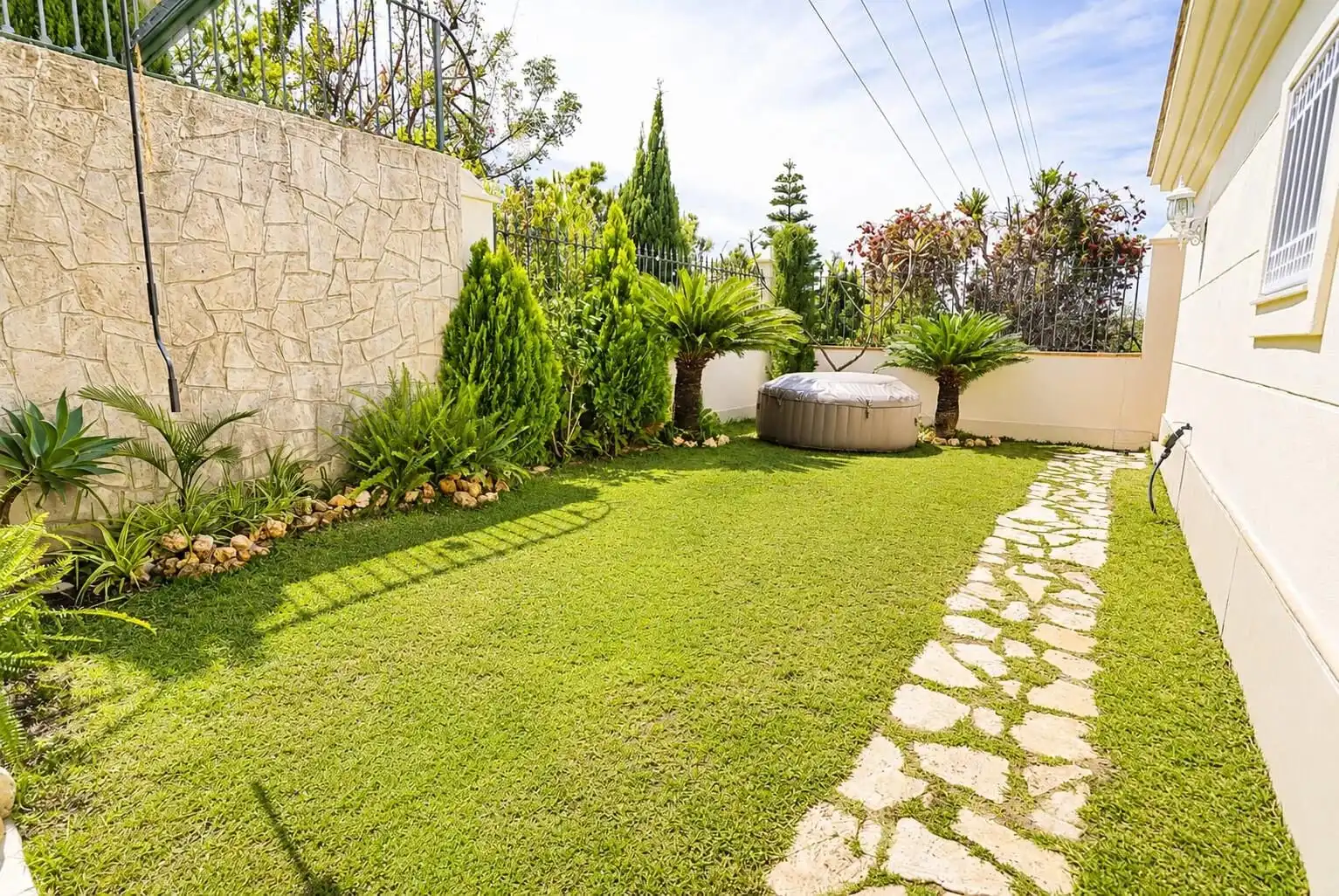Casa con piscina en venta en Centro, imagen 2