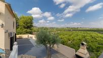 Terrassa de Casa o xalet en venda en Chiva amb Calefacció, Jardí privat i Terrassa