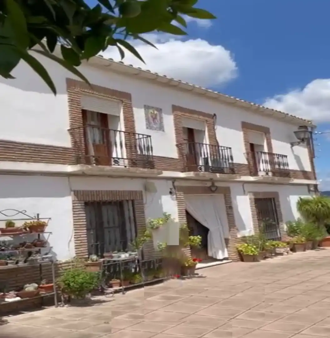 Villa avec piscine à vendre à CH-2 304, imagen 2