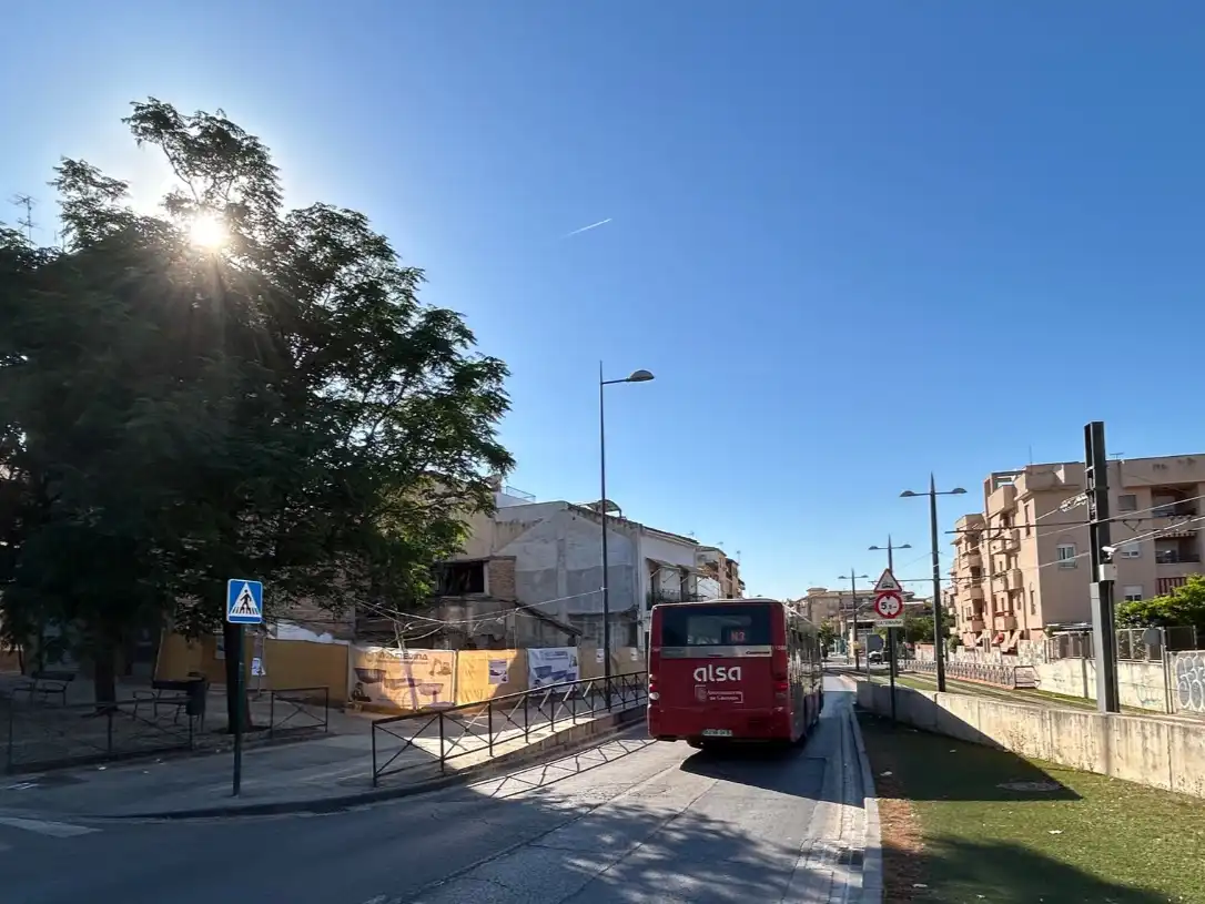 Außenansicht von Residential zum Verkauf in Granada