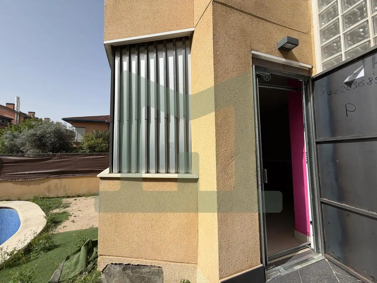Vista exterior de Casa o chalet en venta en Madrid con Aire acondicionado, Jardín privado y Terraza