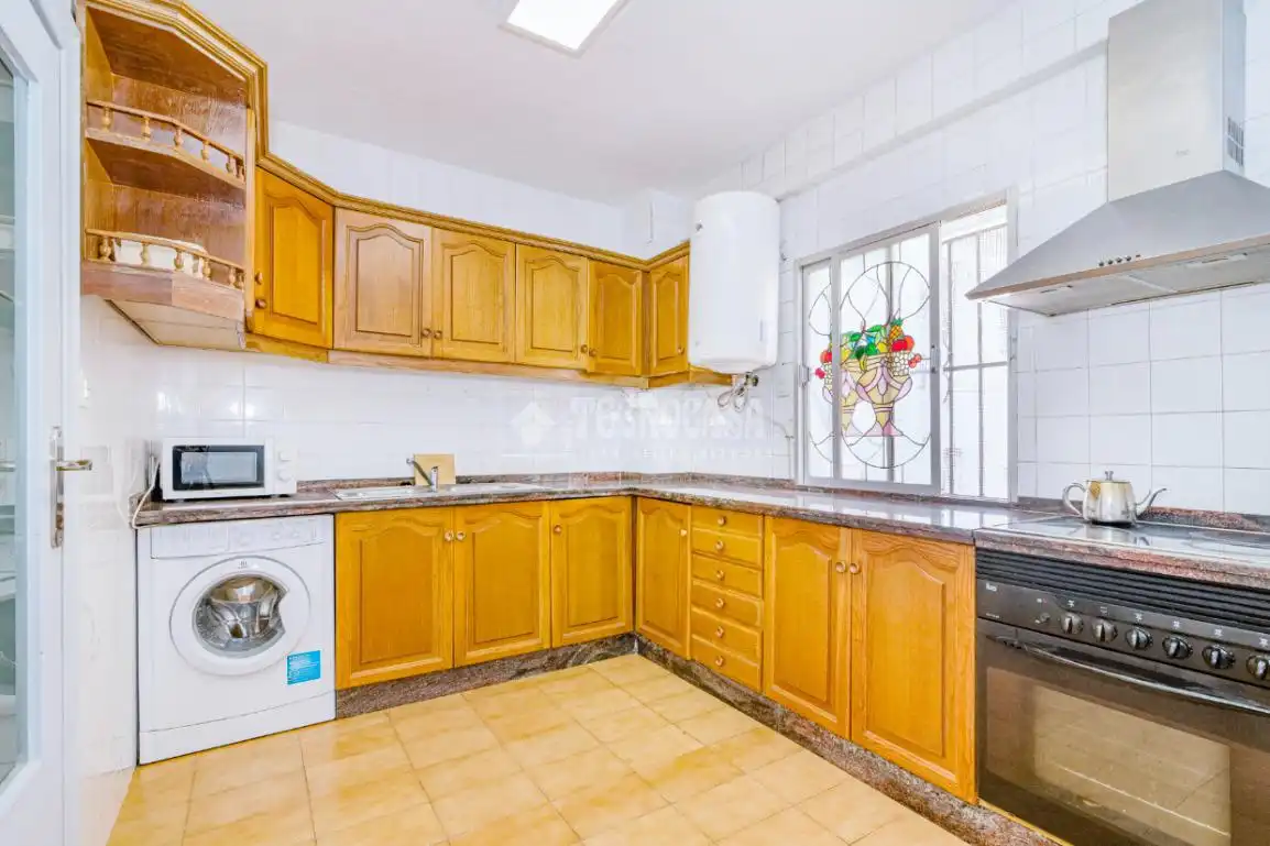 Cocina de Piso en venta en Granada con Aire acondicionado y Balcón