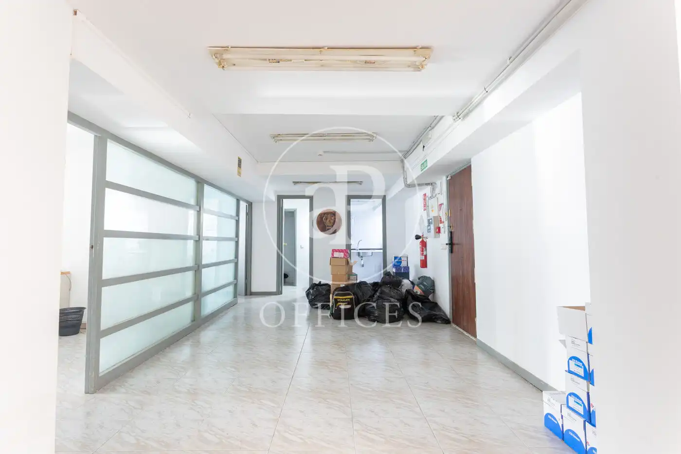 Büro zum Verkauf in Barcelona mit Heizung