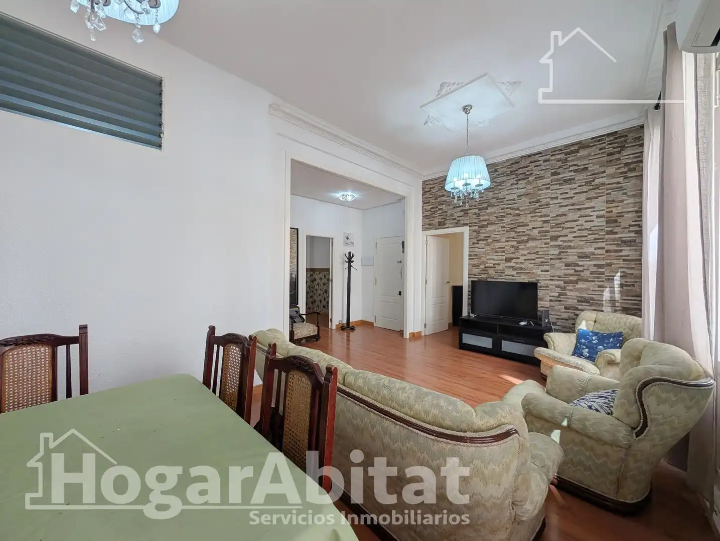 Sala d'estar de Pis en venda en Alicante / Alacant amb Aire condicionat, Calefacció i Parquet