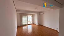 Living room of Attic for sale in Algeciras  with Air Conditioner and Terrace
