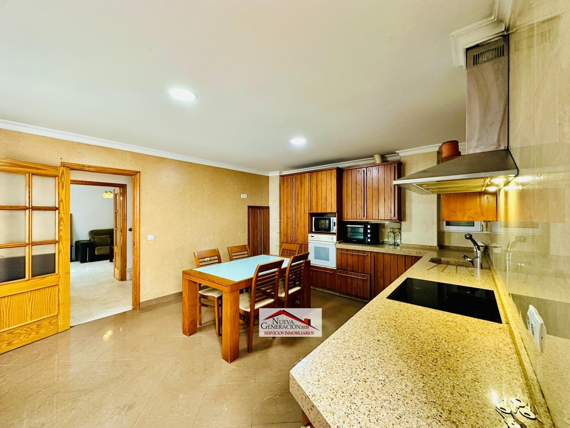 Cocina de Casa adosada en venta en Vejer de la Frontera con Aire acondicionado y Calefacción