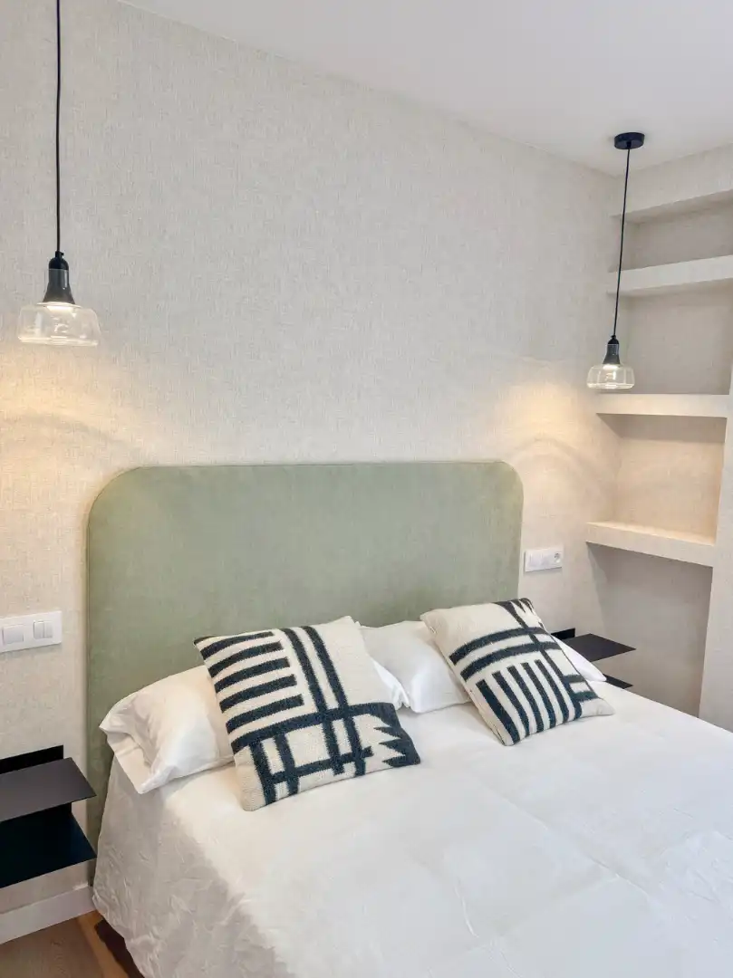 Habitación de Apartamento en venta en Vilagarcía de Arousa con Calefacción, Amueblado y Horno