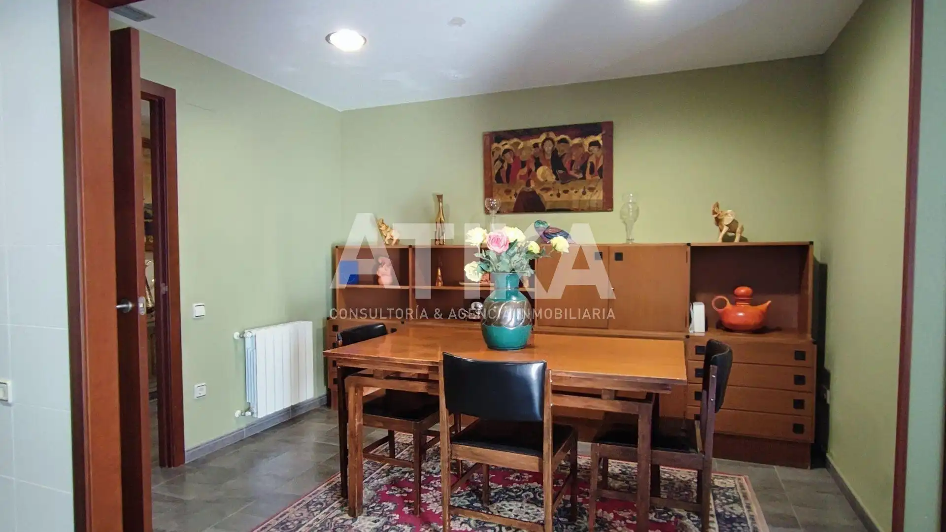 Comedor de Piso en venta en Ontinyent con Trastero, Amueblado y Balcón