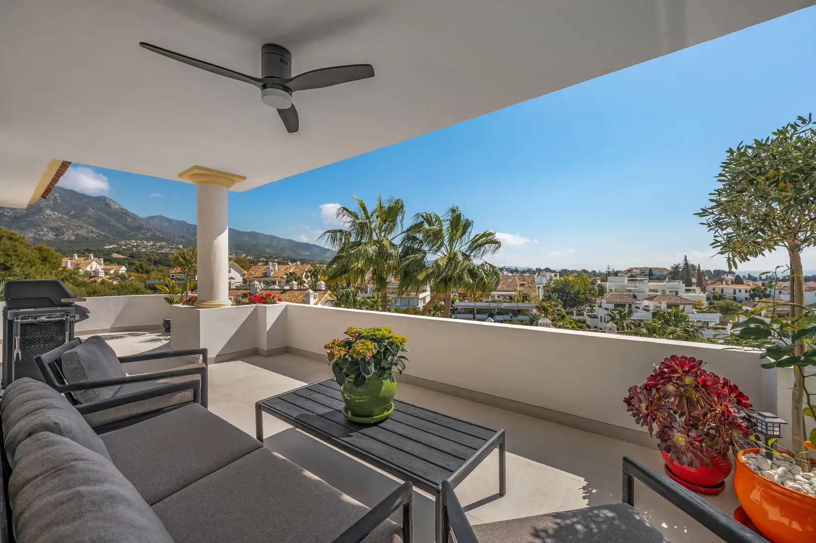 Terrassa de Àtic en venda en Marbella amb Aire condicionat, Terrassa i Piscina