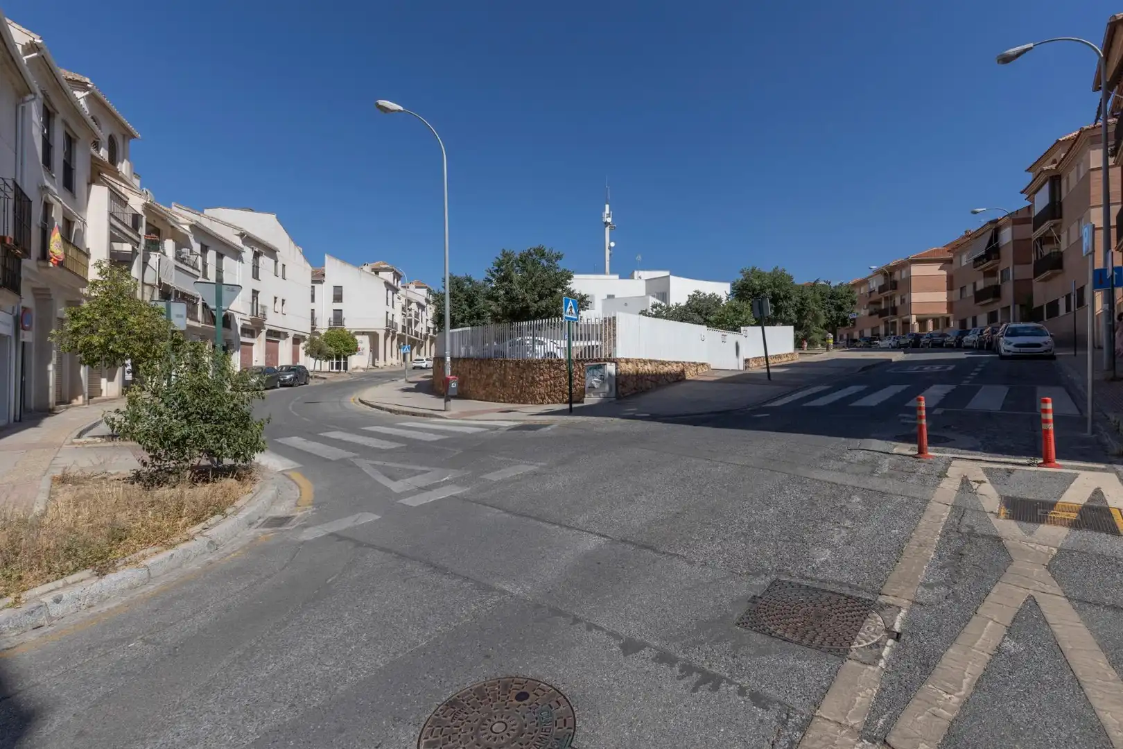 Vista exterior de Planta baja en venta en Granada con Aire acondicionado, Calefacción y Amueblado