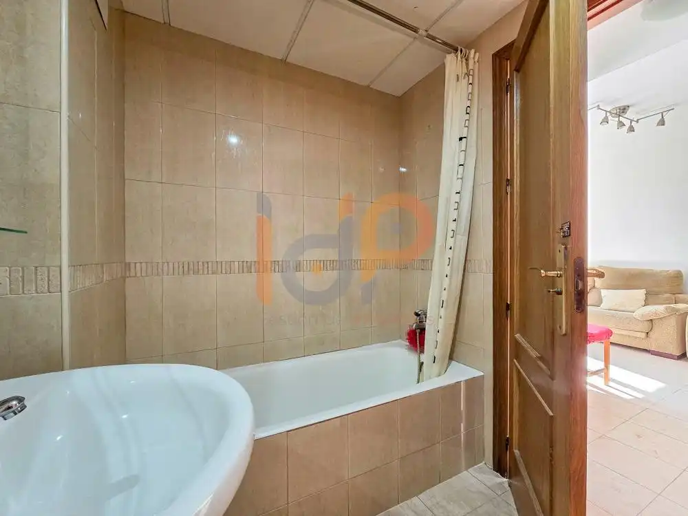 Bathroom of Apartments for sale in Garrucha  with Balcony