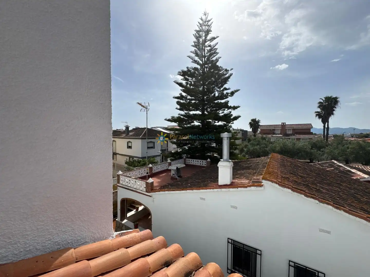 Exterior view of Houses for rent in Oliva  with Terrace, Furnished and Oven