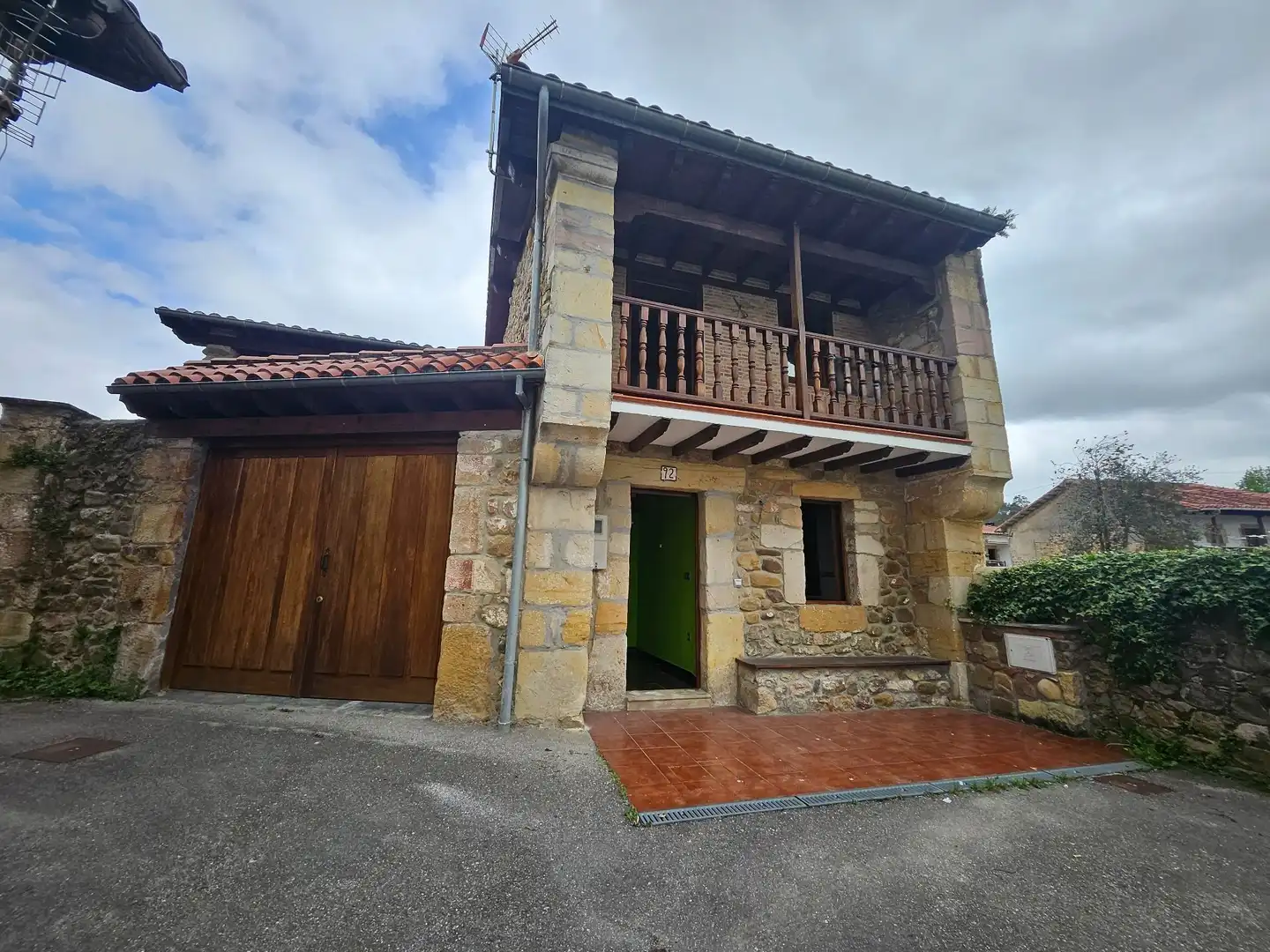 Exterior view of Houses for sale in Mazcuerras  with Private garden