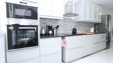 Foto 4 de Casa adosada en venda a Urbanización Los Naranjos de Marbella, 399, La Dama de Noche - La Alzambra, Málaga